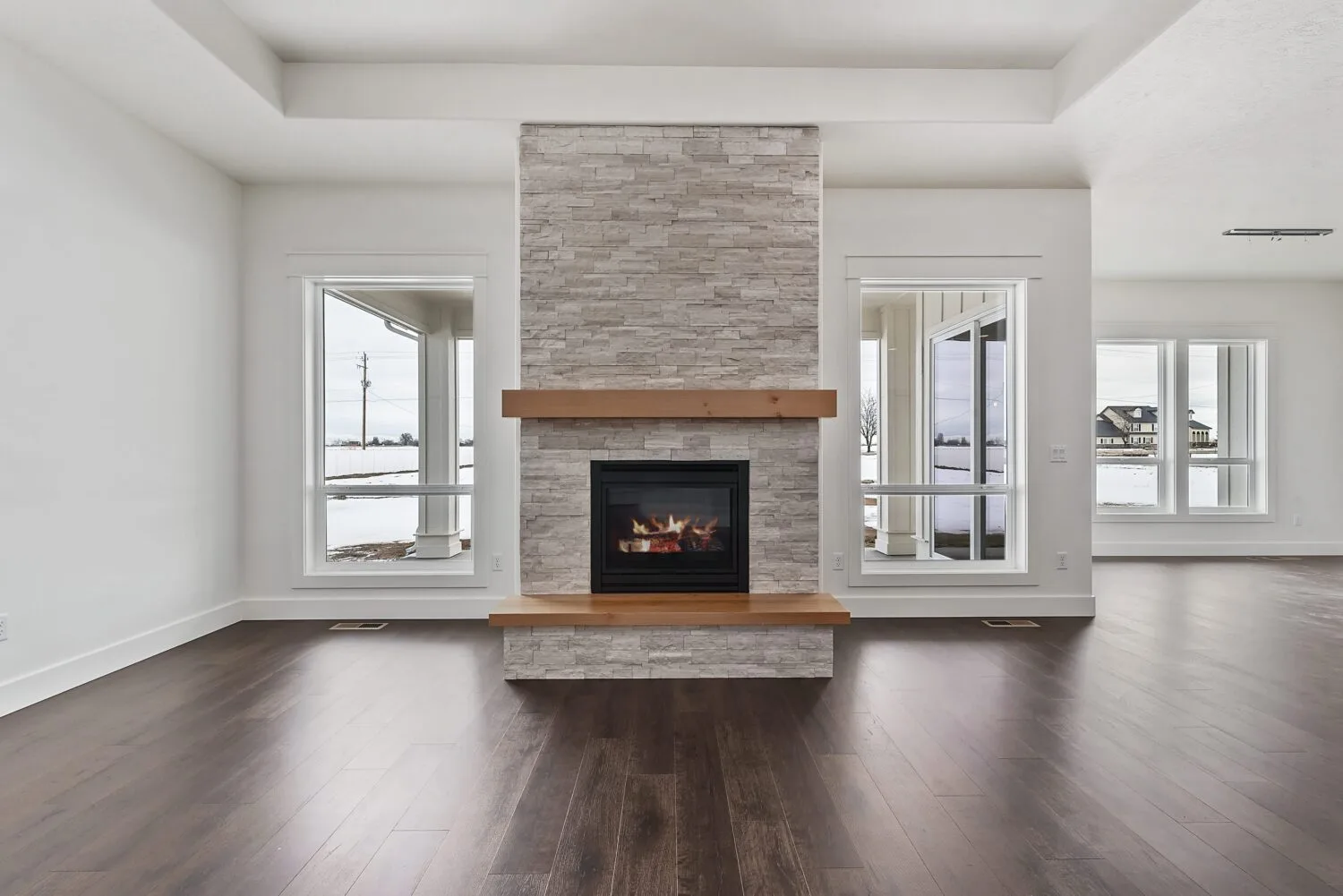 Oakmont custom home builders Boise open great room