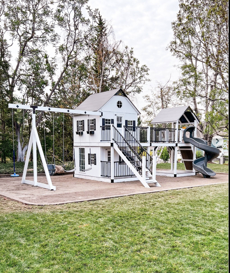 PHOTO FROM: @kingswingsplay