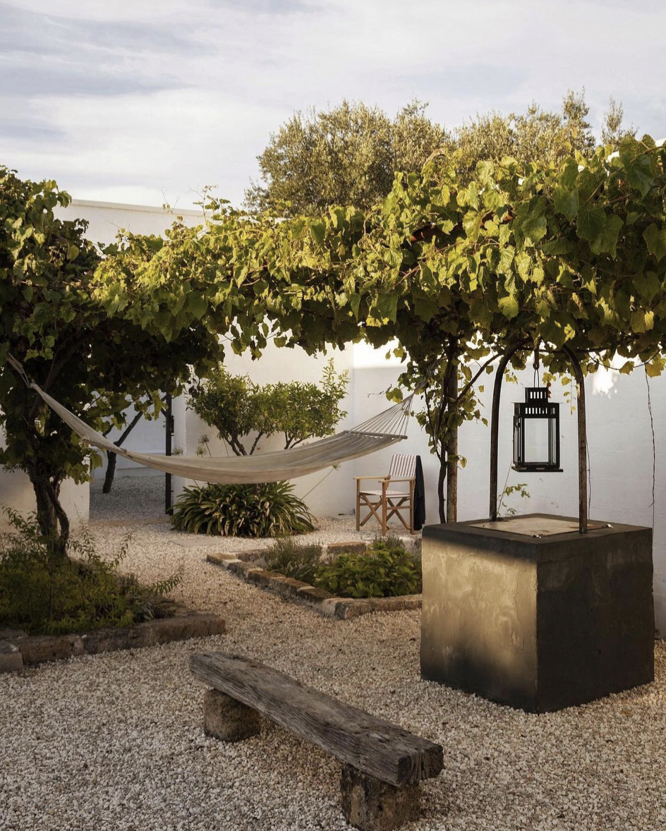 PHOTO FROM: @pamelajaccarino