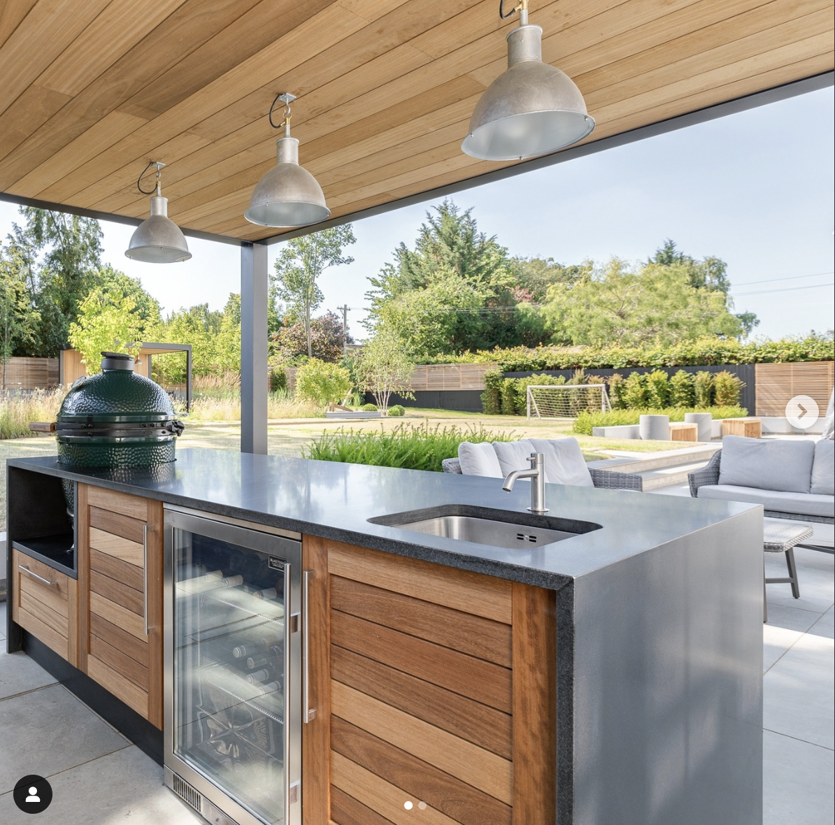 PHOTO FROM: @planetfurnitureltd, dream backyard 