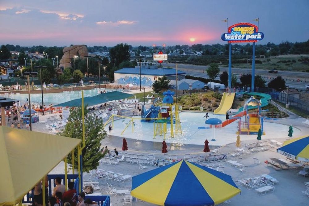 Roaring Springs Waterpark 
